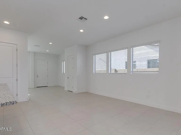 458 W Golden Aspen Dr — Photo 9