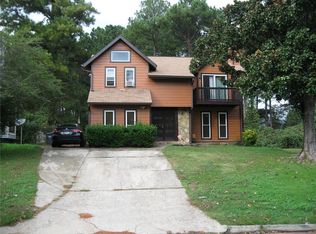 957 Steeplechase Ln, Riverdale, GA