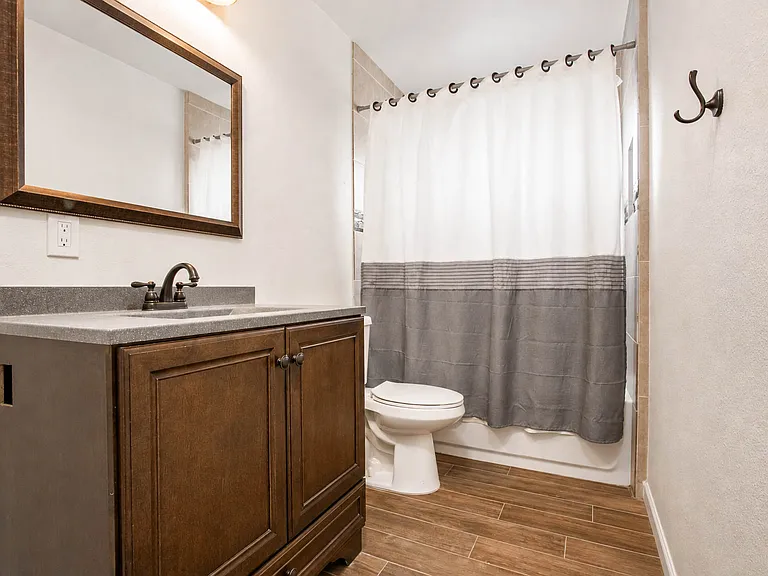 4540 E Hannibal St #C — Photo 4
