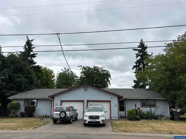 410-412 Nursery St, Amity, OR 97101