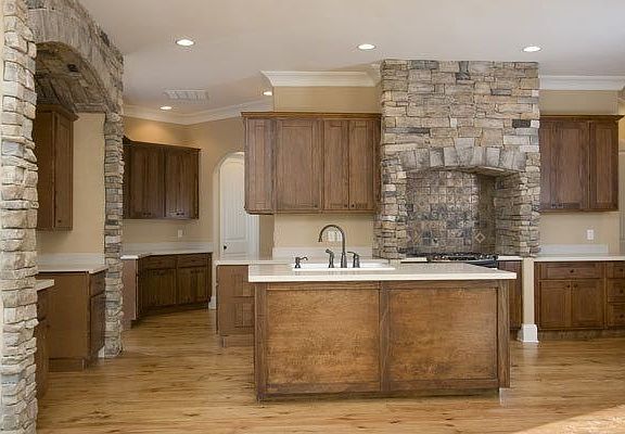 3rd image of 72 Hosta Ln