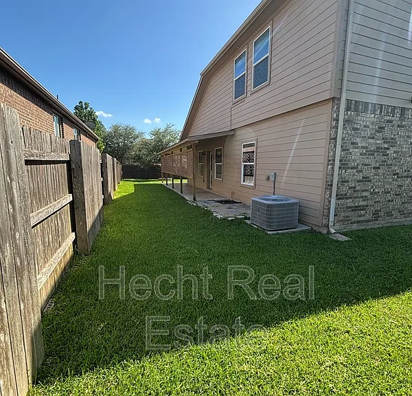 9209 Sawyer Fay Ln — Photo 22