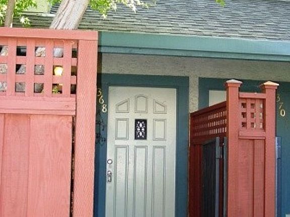 4th image of 368 W Sunnyoaks Ave