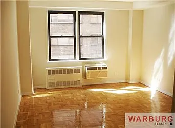 Rented by Warburg