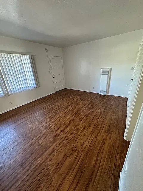 Studio, 450 sqft, $1,900 — Photo 2
