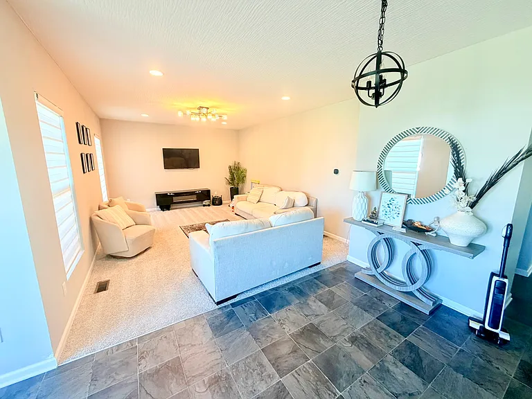 8951 Philmont Curve Dr — Photo 16