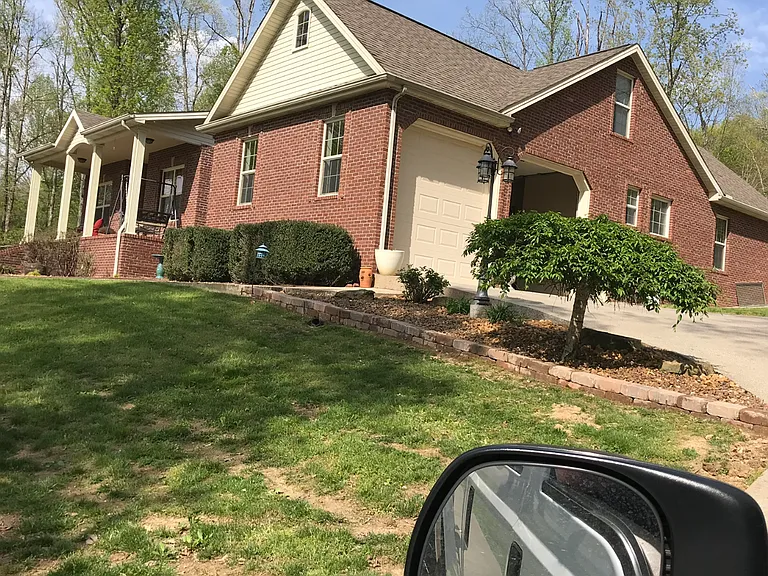 156 Anna Ln — Photo 2