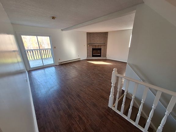 3rd image of 2192 Donwood Dr