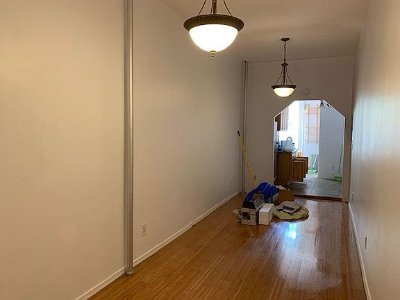 3rd image of 102 N 7th St APT 3R