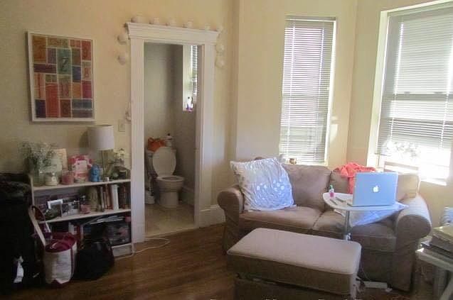 2nd image of 28 Hemenway St #16