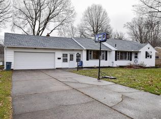 628 Buckwalter Dr SW, Massillon, OH 44646