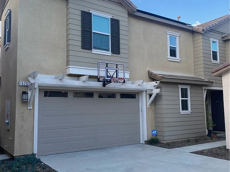1625 Amborella Tree Pl — Photo 1