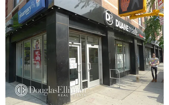 Rented by Douglas Elliman | media 37