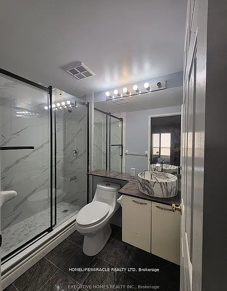 55 Bloor St E #603 — Photo 14