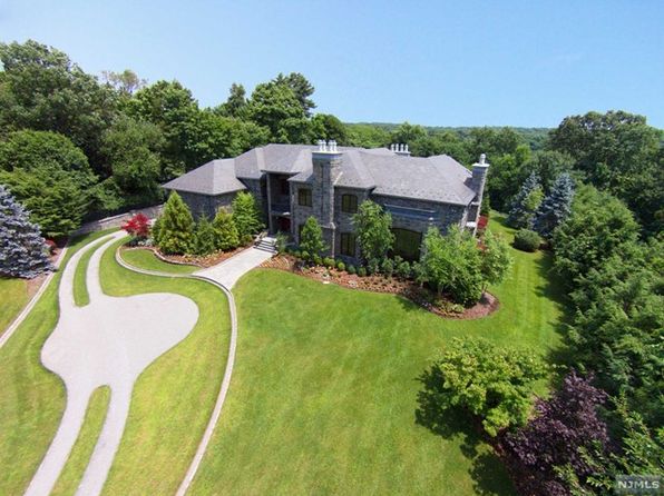 Saddle River NJ Luxury Homes For Sale - 27 Homes | Zillow