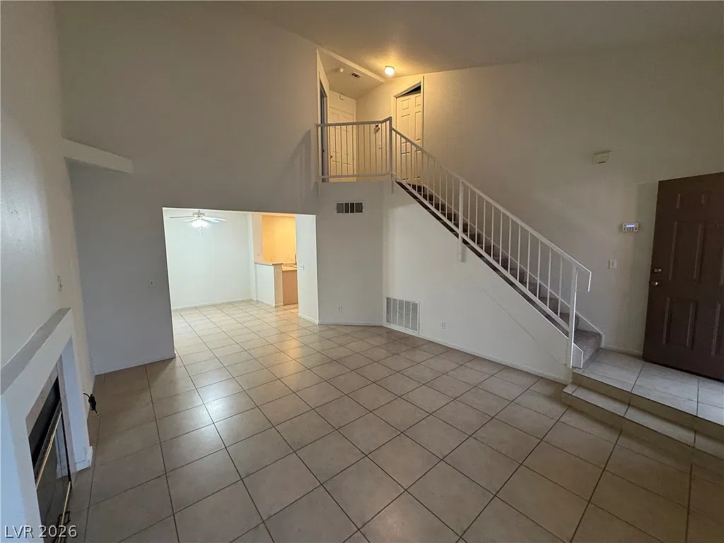 2 bed, 2.5 bath, 1247 sqft, $1,750 — Photo 3