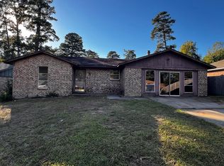 165 Greenforest Trl, Nash, TX 75569