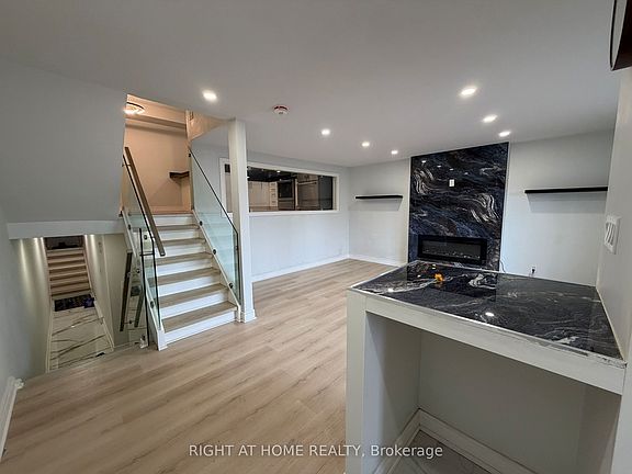 2nd image of 24 Springfair Ave W