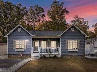 108 Stratford Cir, Colonial Beach, VA 22443