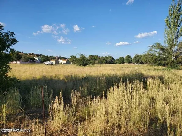 18628 S Joseph Hodge Rd, Peeples Valley, AZ 86332