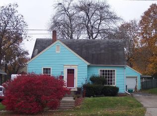 711 S 2nd St, Fairfield, IA