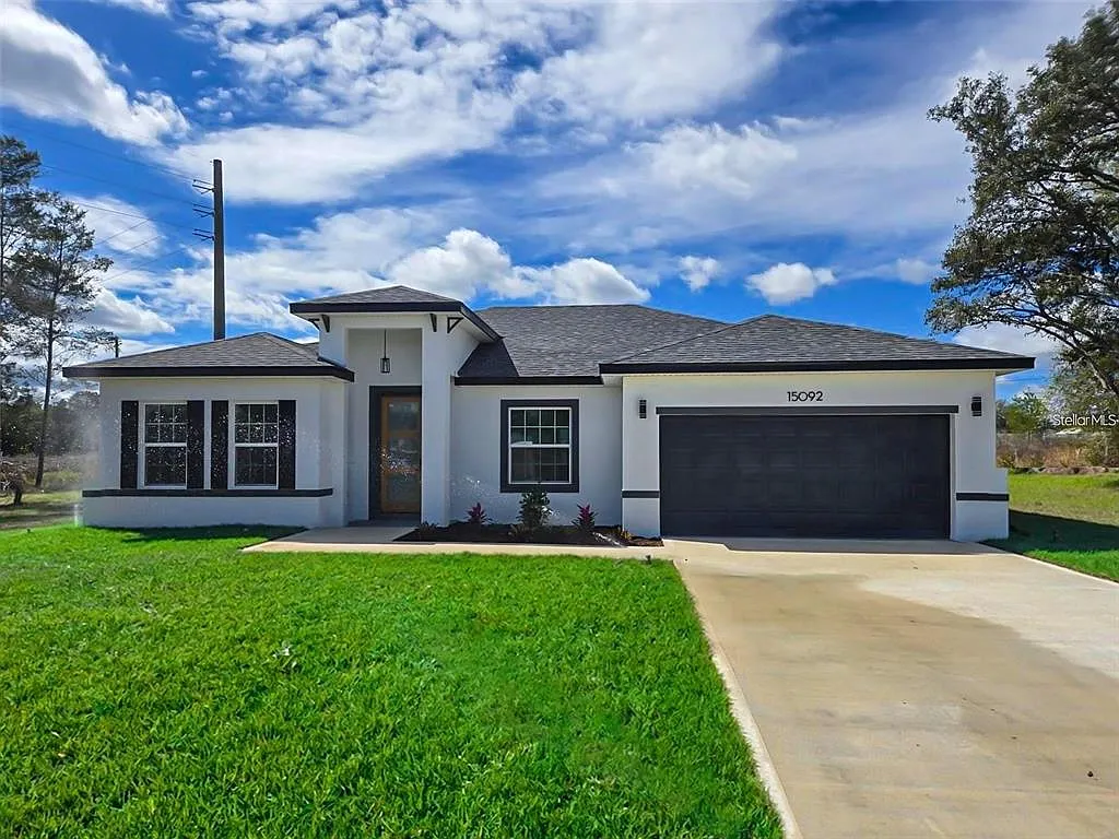 4 bed, 2.0 bath, 1776 sqft, $2,050 — Photo 1