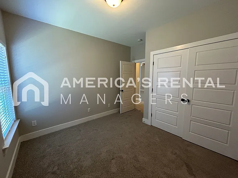 5584 Park Side Rd — Photo 26