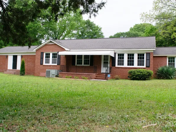 925 Grace Ave, Lancaster, SC 29720