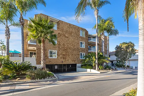 600 E Oceanfront #3A Photo 1