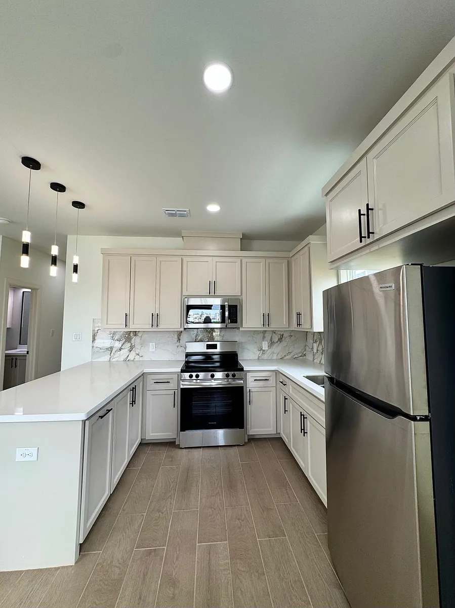 Kitchen - 103 Cardinal St #1