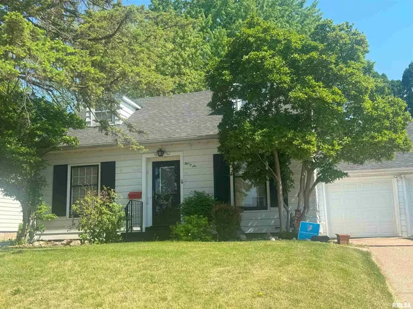 506 15th Ave N, Clinton, IA 52732