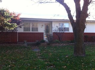 702 Evergreen Ave, Nixa, MO 65714