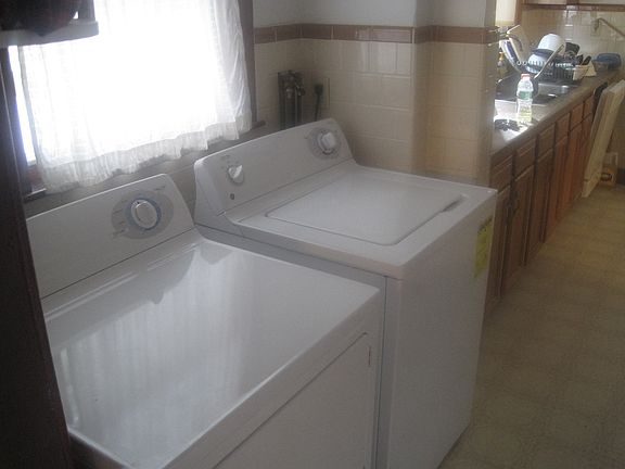 Washer and Dryer hookup