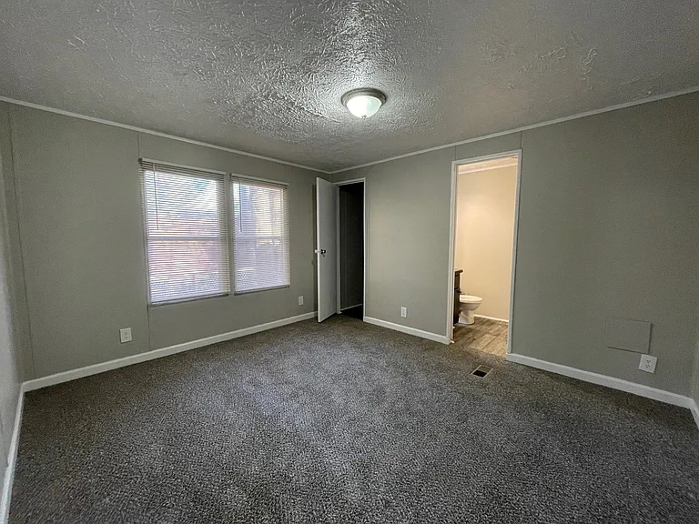 Evergreen Estates — Photo 43