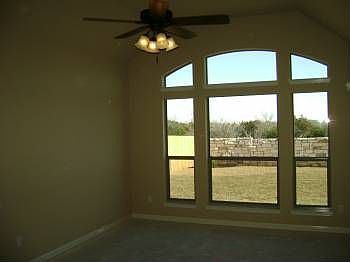 4th image of 524 Wiltshire Dr