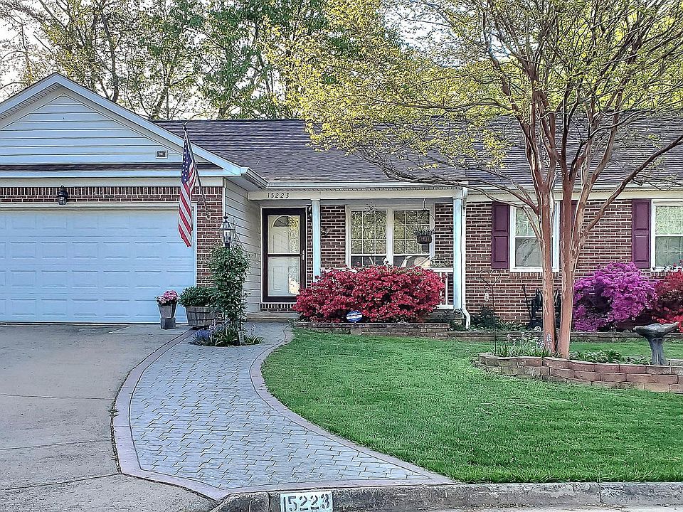 1st image of 15223 Cedar Knoll Ct