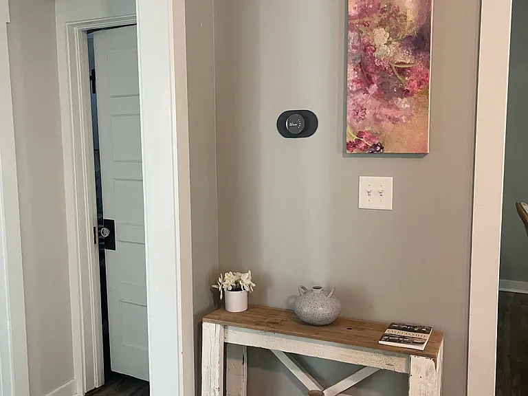 212 Judd St — Photo 8