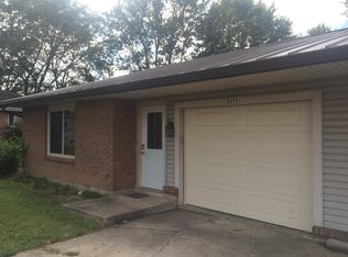 3272 Honeysuckle Dr, Troy, OH