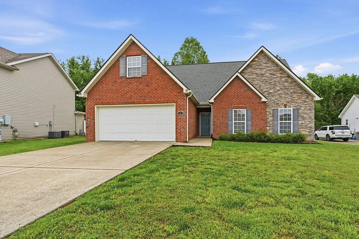 Building Photo - 572 Preakness Cir