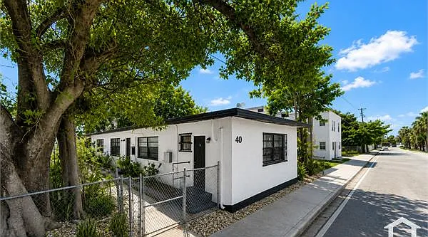 46 NW 62nd St #2 — Photo 4