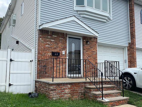 2nd image of 53 Berry Ave