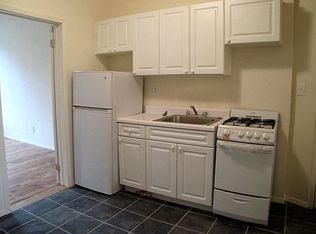 215 Thompson St #15, New York, NY 10012