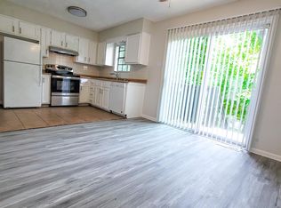 10902 McKinley Ave, Kansas City, MO 64134