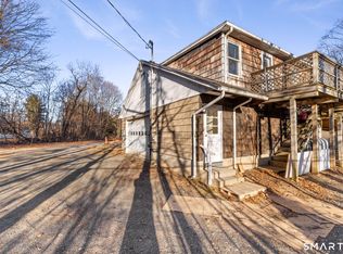 85 Hicock Dr #E, Southbury, CT 06488