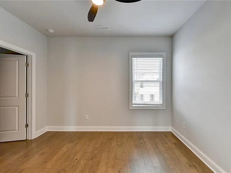 4536 Molder Dr — Photo 60
