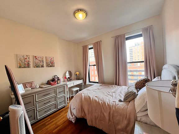 4th image of 106 W 96th St APT 4D