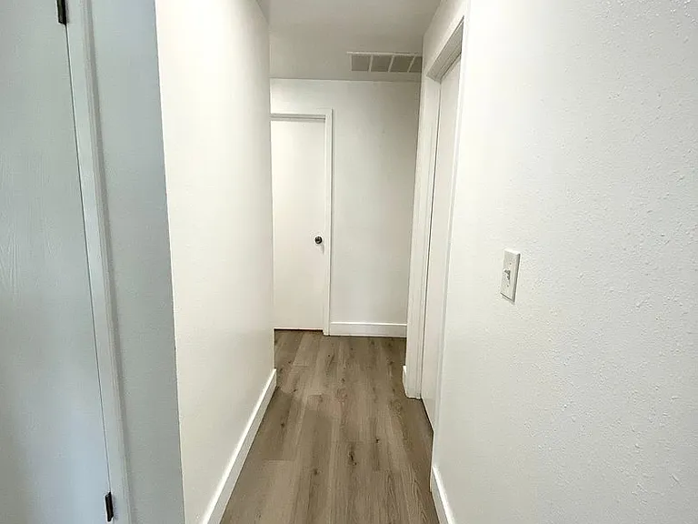 3911 S Minuteman Way — Photo 32