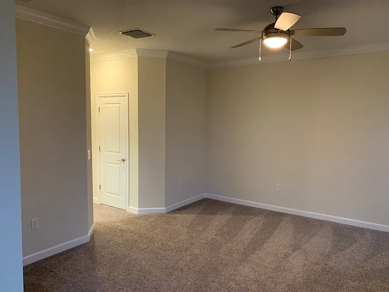 Bunker Dr — Photo 5