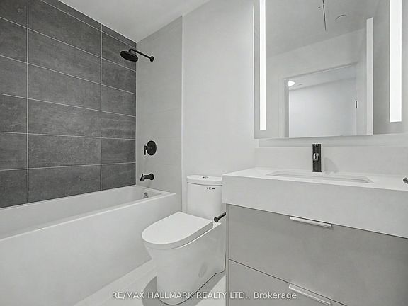 5th image of 308 Jarvis St #2106