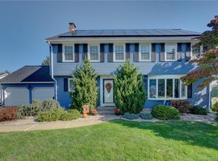 321 Hang Dog Ln, Wethersfield, CT 06109